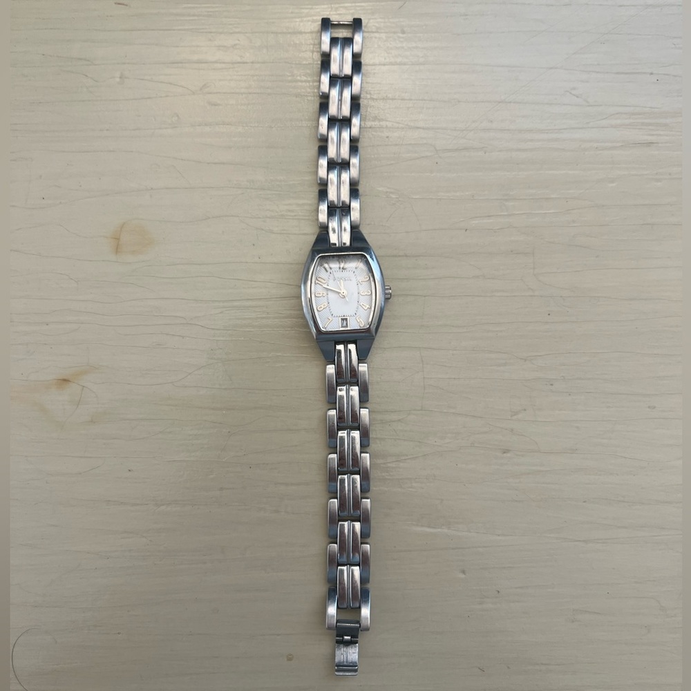 Women’s fossil watch